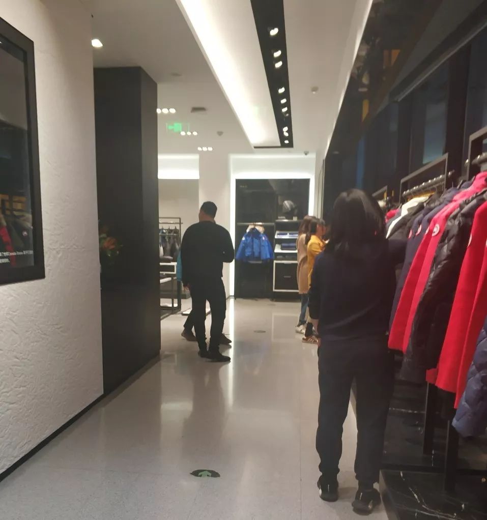 寒潮来袭，用优买计划赚一件加拿大鹅