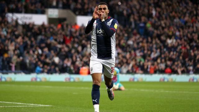 西布朗1-2败利物浦,西布朗vs莱切城比分预测