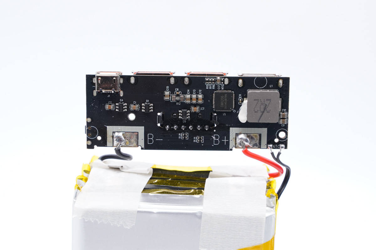 移速10000充电宝拆解视频,充电宝正确拆解