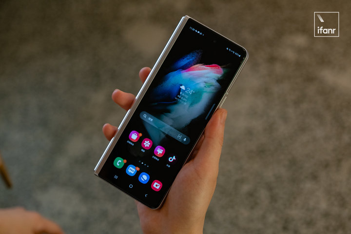 三星折叠屏zflip3使用技巧,三星折叠屏zflip3和华为p50p