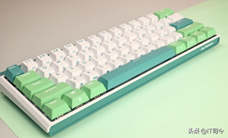 三模机械键盘超薄,三模紧凑机械键盘推荐