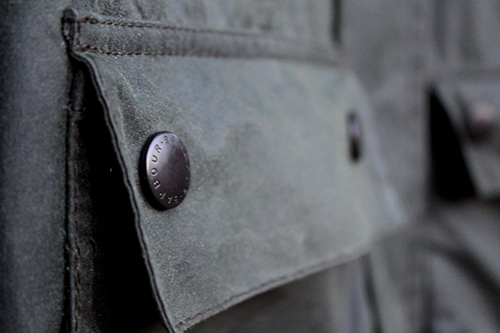 涓婅嚦甯濈帇灏嗙浉涓嬭嚦骞虫皯鐧惧,鑻卞浗鐨囧鍝佺墝barbour