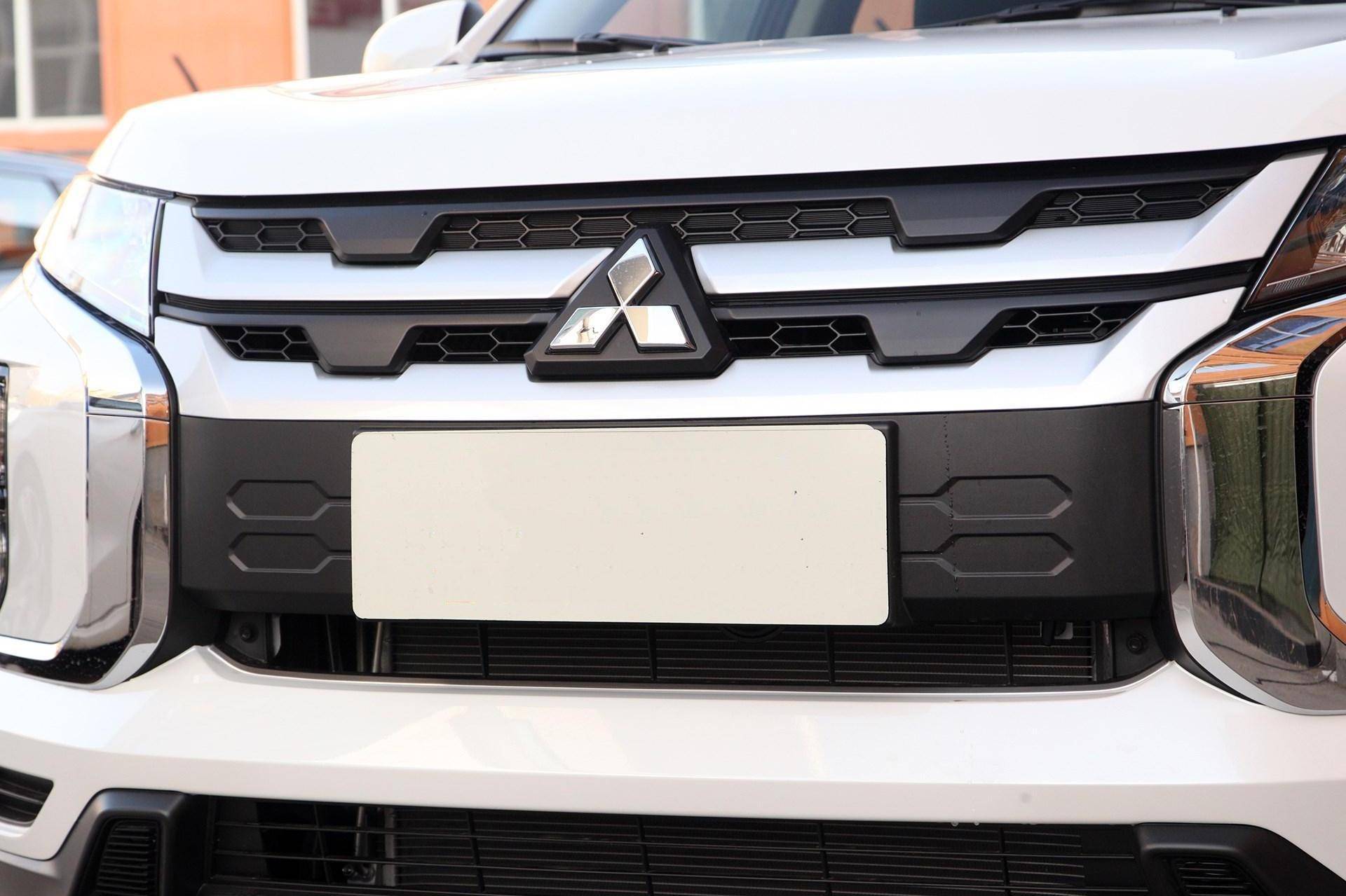 三菱尾箱60寸,9万级三菱