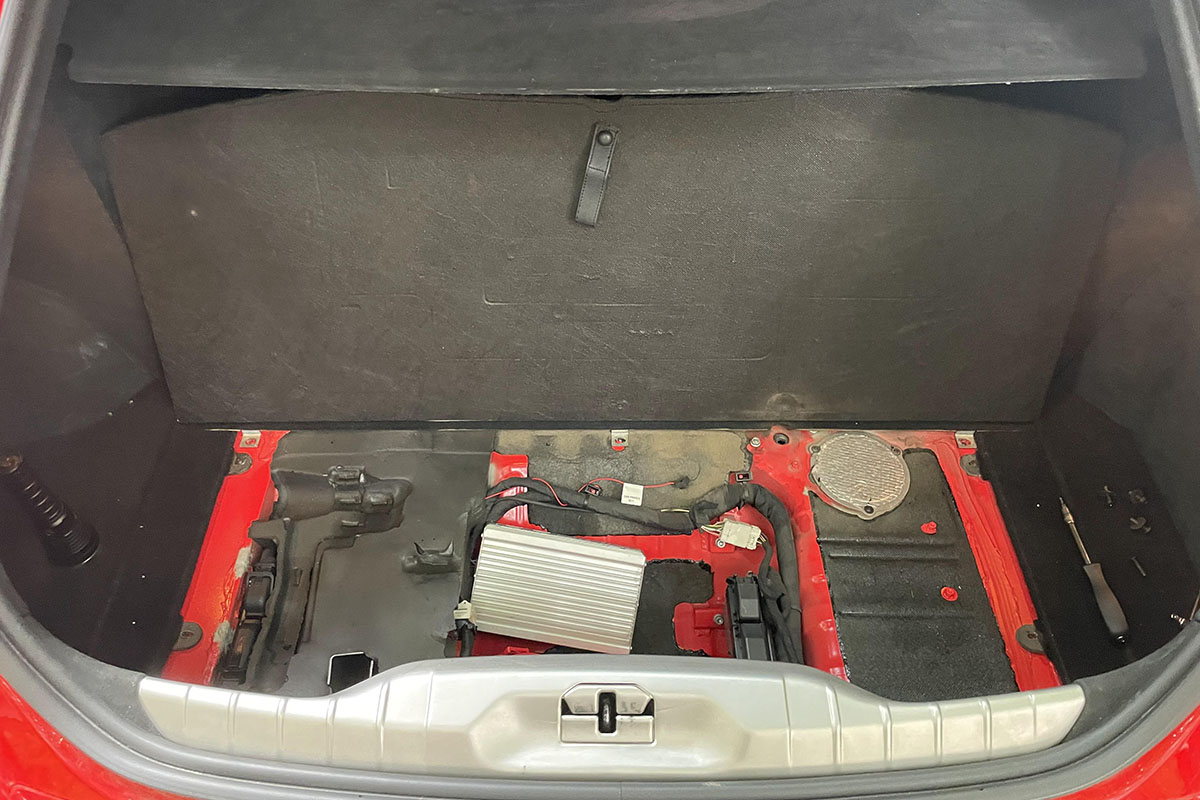 租赁公司卖法拉利,租赁公司的车子能不能买