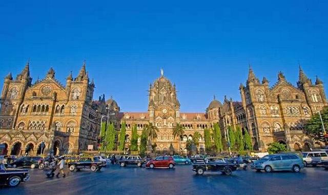 印度人把上海称为东方小孟买,印度孟买vs中国上海