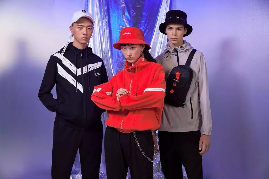 特步发财系列,特步去年卖得最好的鞋