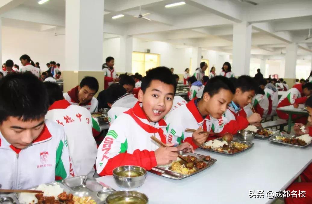 从树德博瑞到清华大学，家长认定成都这所“校风干净”的私立学校