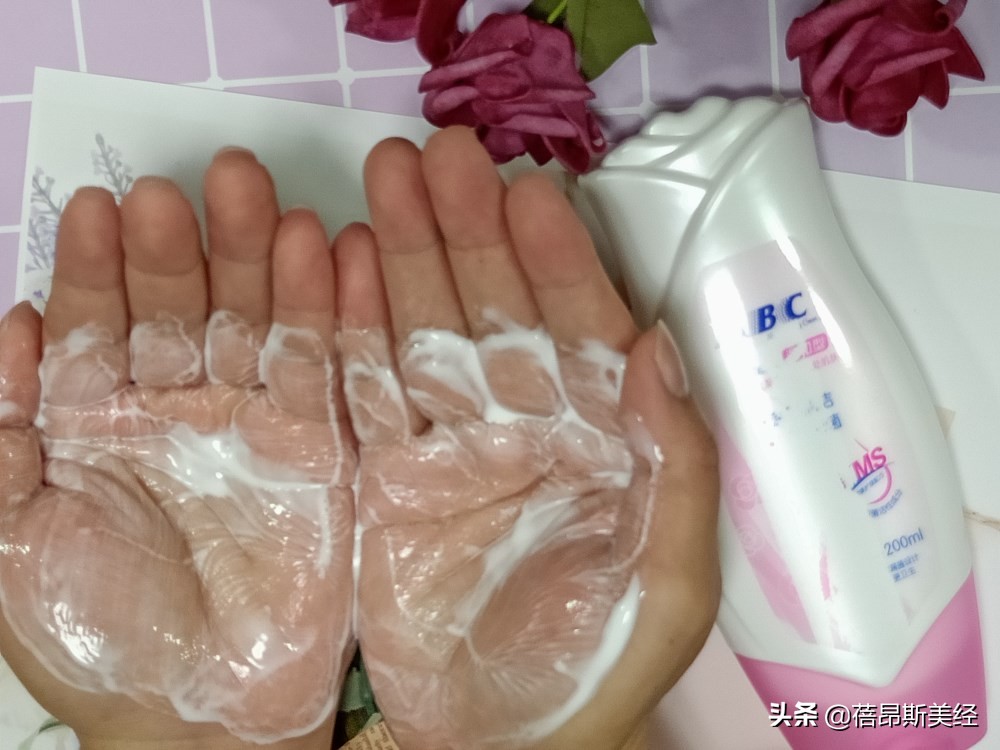 女性洗液哪个好用测评,温和的女性私护洗液推荐