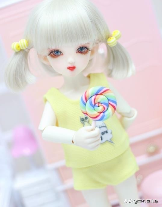 单眼皮韩国童装小模特,韩国风童模走秀