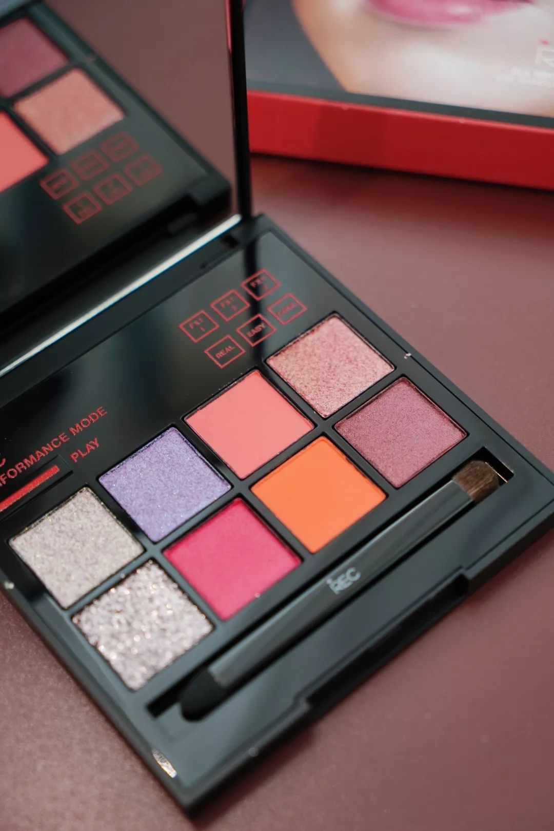 娇韵诗唇釉樱花限定,娇韵诗四色眼影02