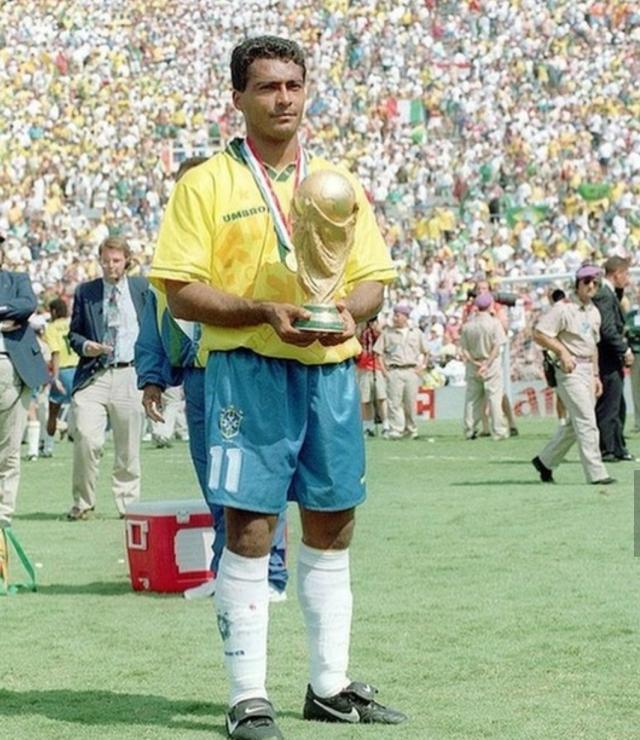 独狼罗马里奥国家队,独狼罗马里奥放到现在什么水平