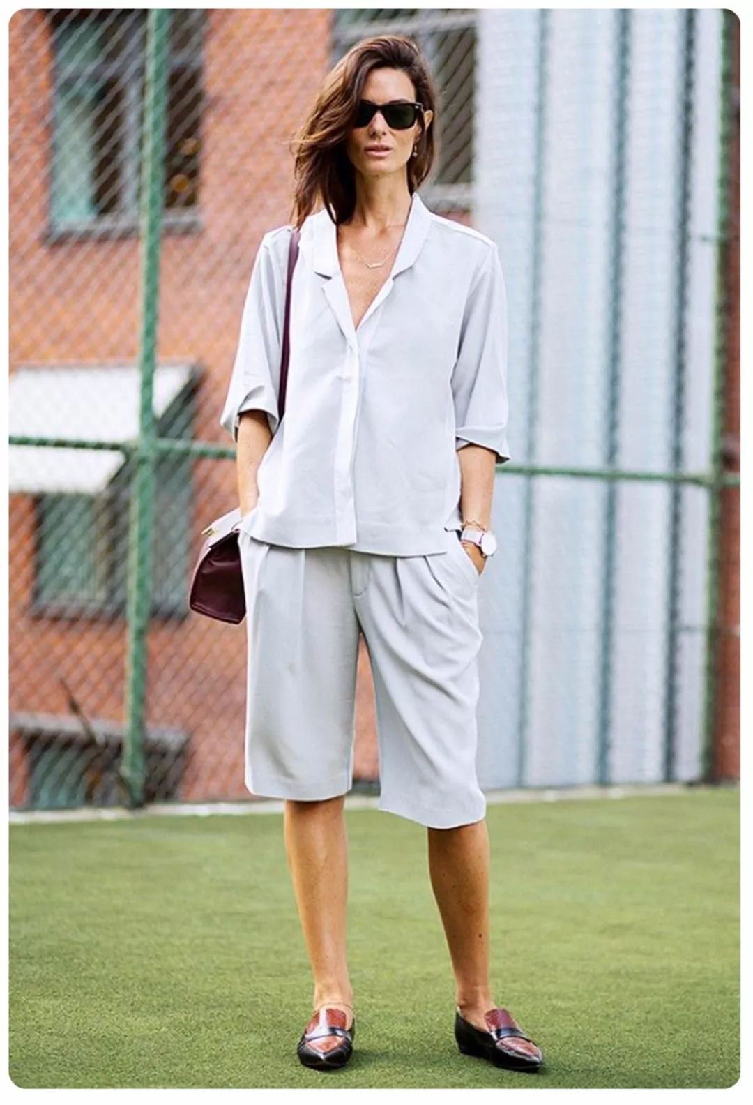 夏天穿蓝色短裤上衣穿什么好看,夏天哪几种短裤不要穿