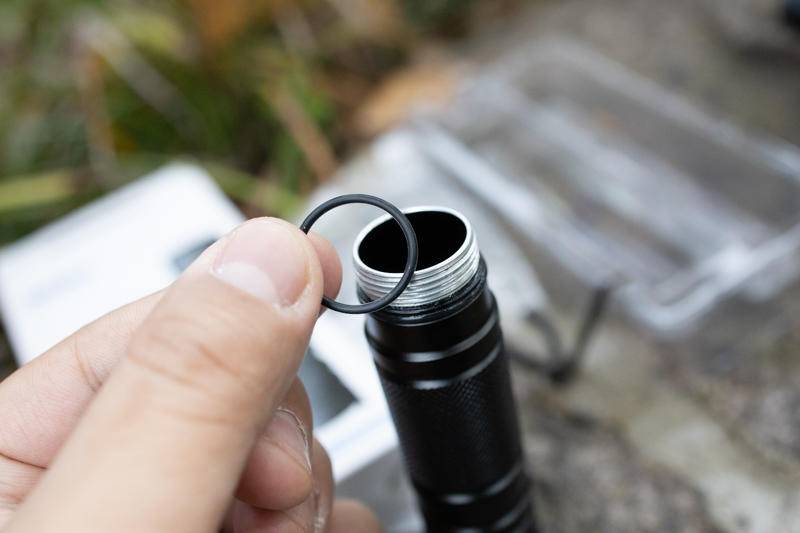 强光手电用18650电池充电器,家用充电锂电手电筒大全