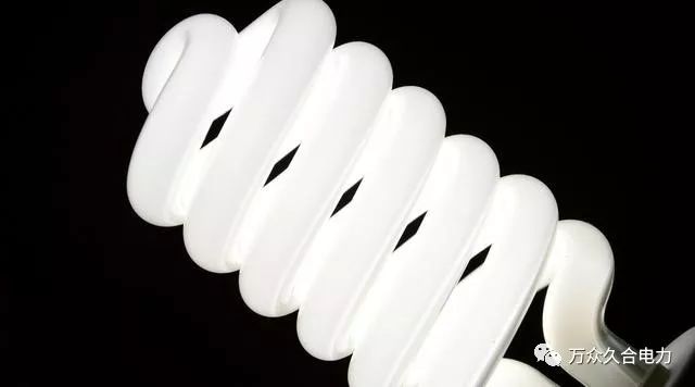 节能灯不亮有什么办法修好,坏掉不亮的节能灯一招修好
