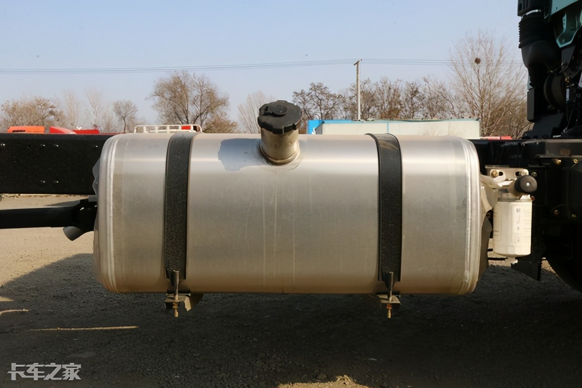 解放jk6载货车怎么样,解放j6新款4.2米厢货多少钱