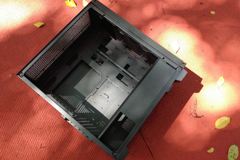 影武者x5机箱好不好,影武者x5机箱接主板