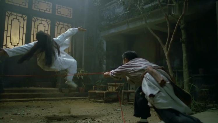 1989年,洪金宝学林正英,拍了部经典,却成洪家班最后的灵幻高峰