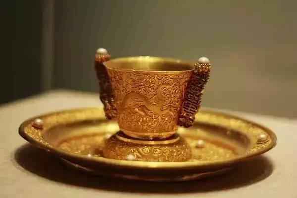 世界上现存最大最完整的木质宫殿,最豪华的宫殿是什么朝代