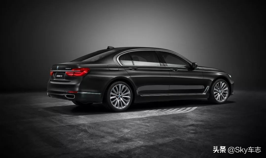 宝马ID7系统有哪些车型,宝马老款能升级id8