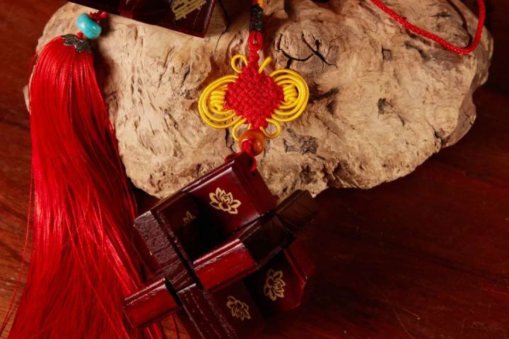 铁环心形鲁班锁八件套,圣匠鲁班锁12根的装法