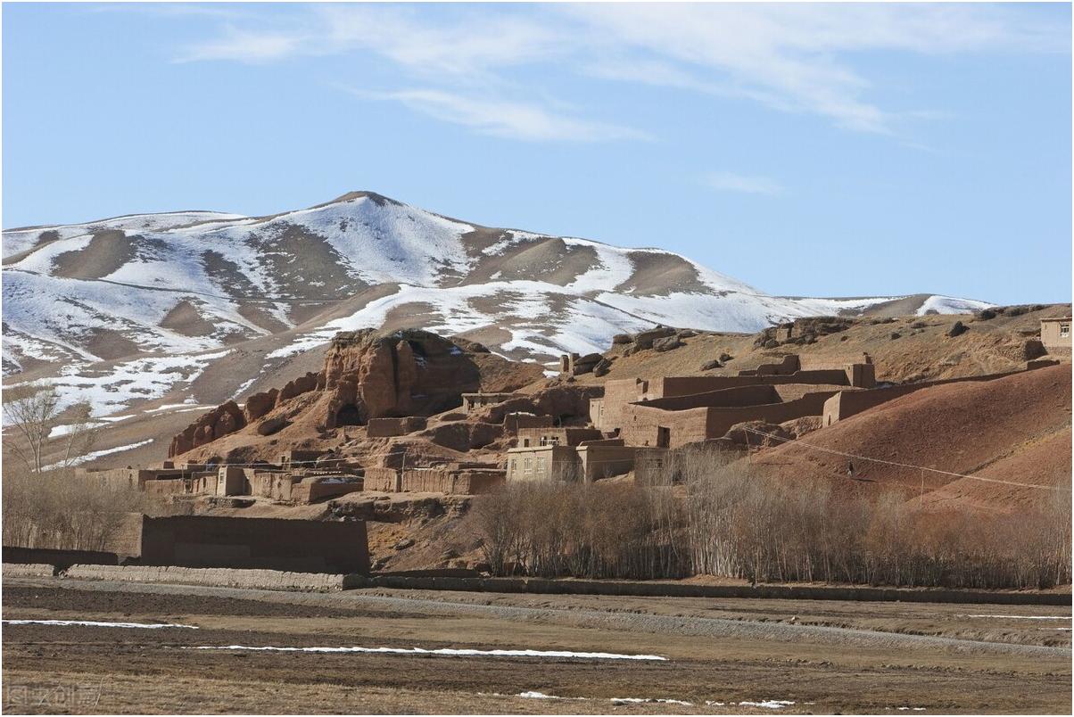 战争前的阿富汗是个什么样的国家,阿富汗跟巴基斯坦是同一个国家吗