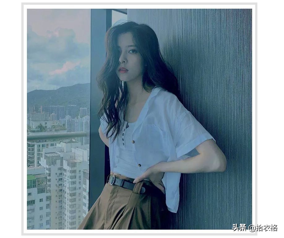 欧阳娜娜张子枫杂志购买,张子枫欧阳娜娜穿衣