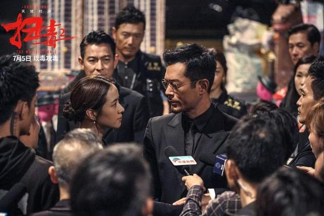 《扫毒2》:讲不好的故事,立不起的情怀