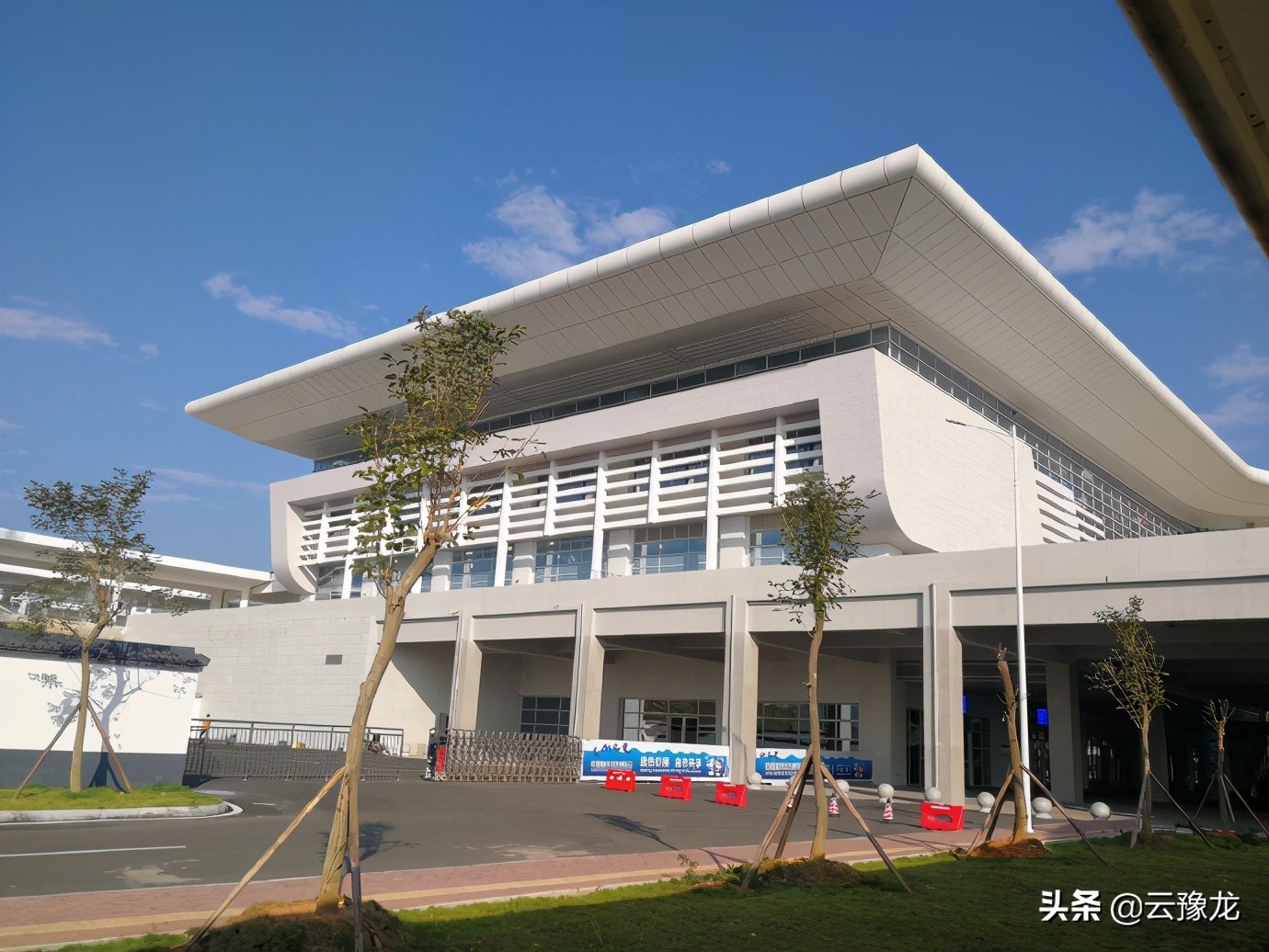 从深圳坐火车到海南海口要多久,从深圳站去湛江火车