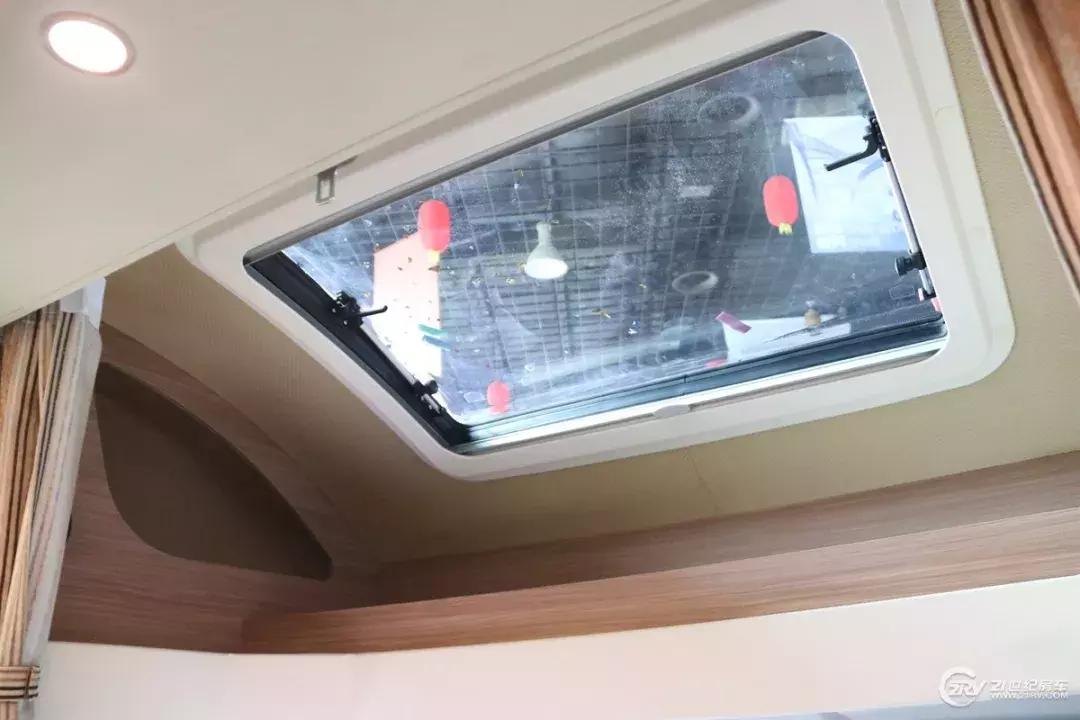 能过限高杆的房车,能过限高的进口房车