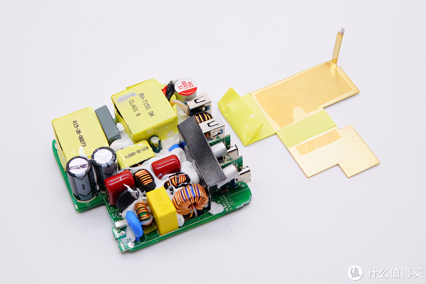 remax100w充电宝,remax磁吸无线充15w测评