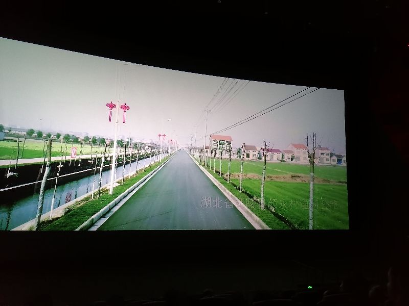 女人永远离不开购货诱惑！