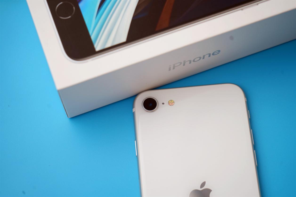 优点和缺点评估,iphonese最新一代测评