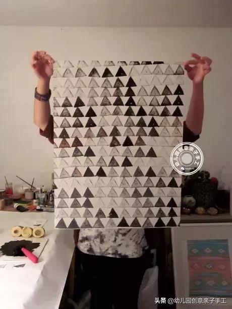 幼儿创意美术花瓣拓印,如何创作一幅优秀的蔬果拓印画