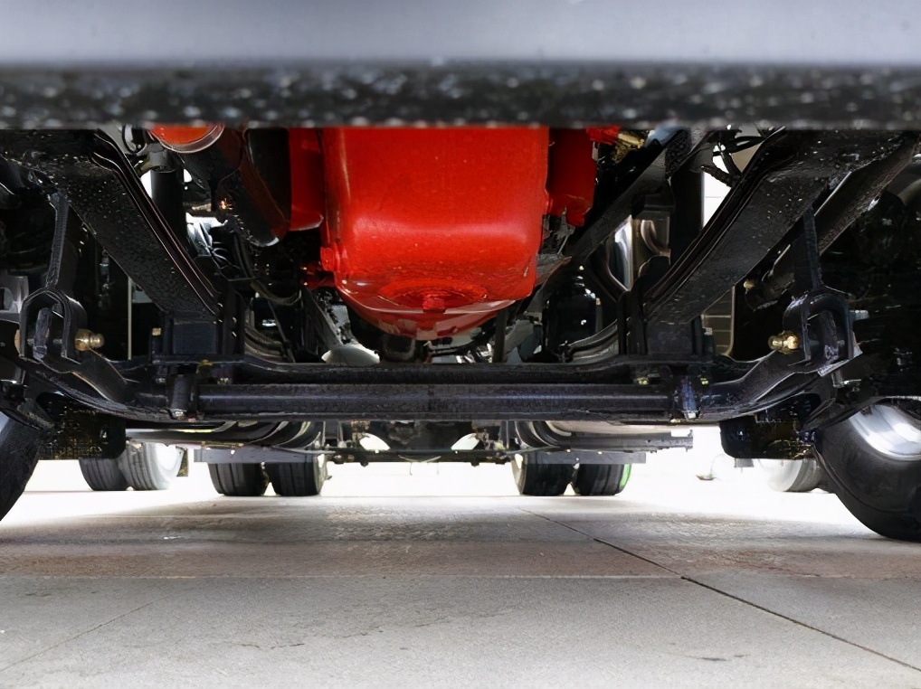 拉快递哪款车最省油,拉快递最好的车型