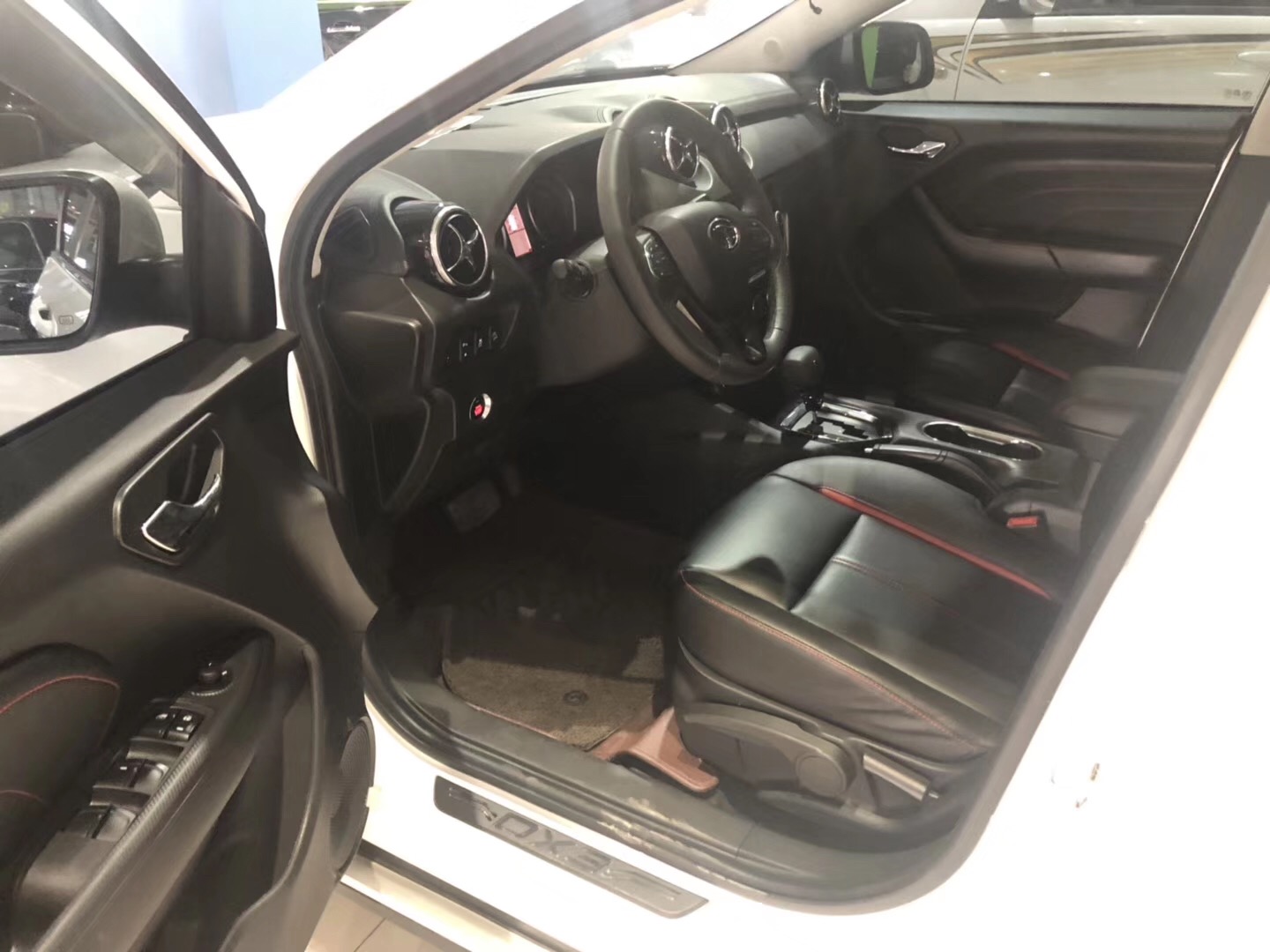 17年东南dx3二手车价格潍坊,东南dx3二手车值得入手吗