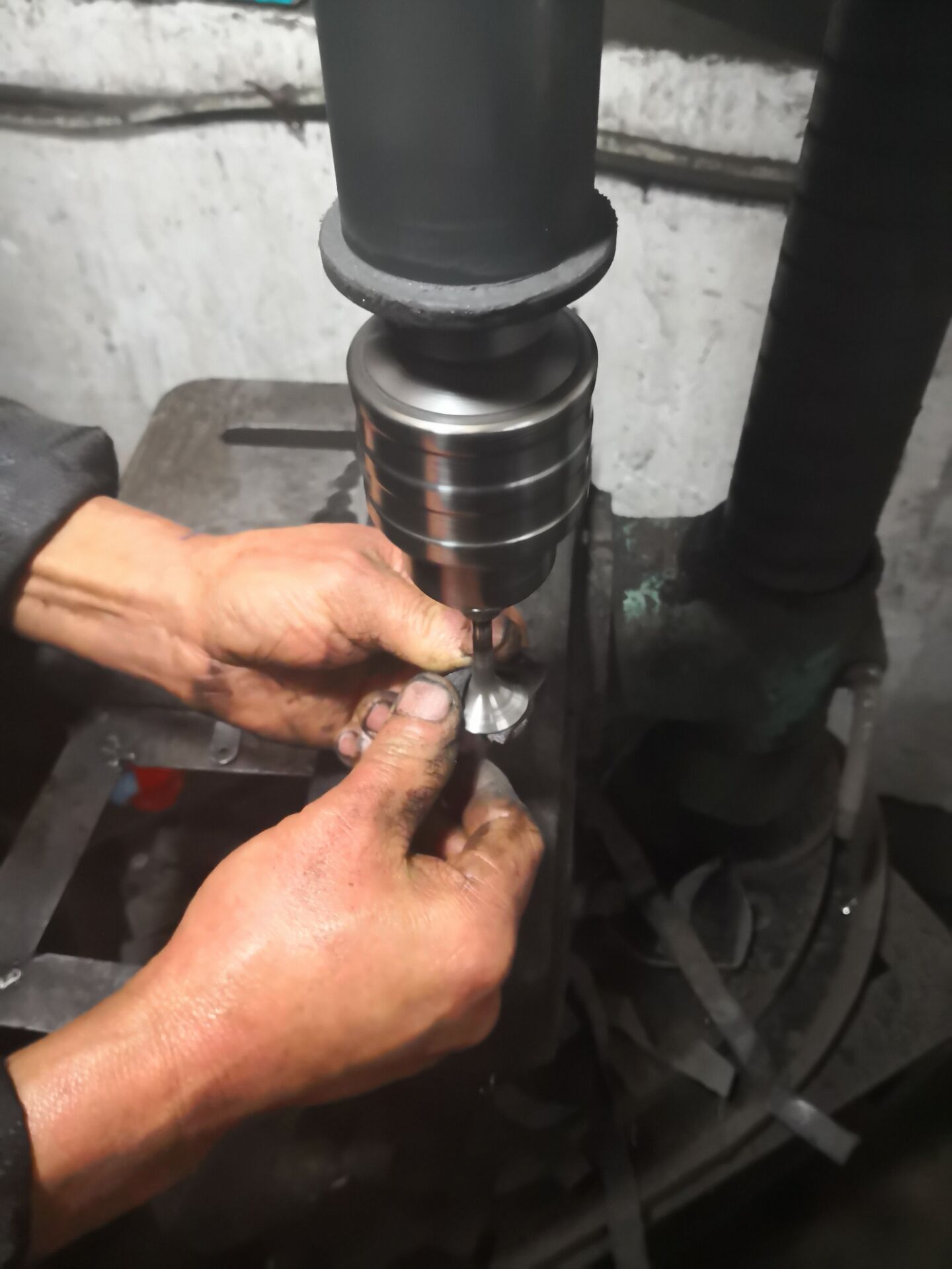 新款奥迪q3烧不烧机油,奥迪q31.4t烧机油吗