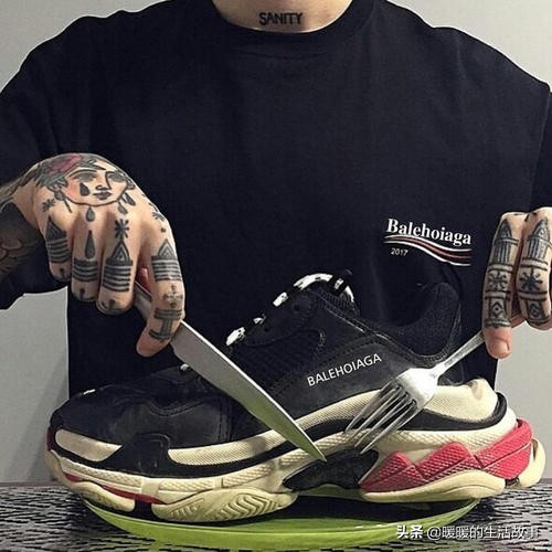 今年秋冬流行衣服男装,2019年冷天流行什么男装