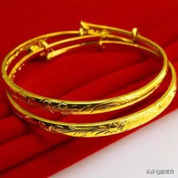 彩金为什么看着比黄金重,为什么彩金戴着戴着变色了