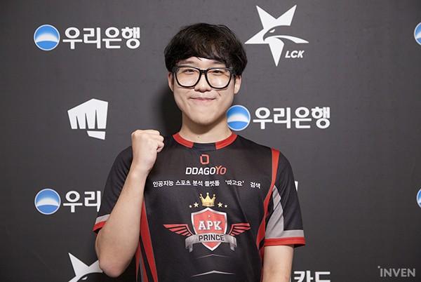 kakao鎷縧ck鍐犲啗,kakao鐜板湪鍥瀕ck浜嗗悧