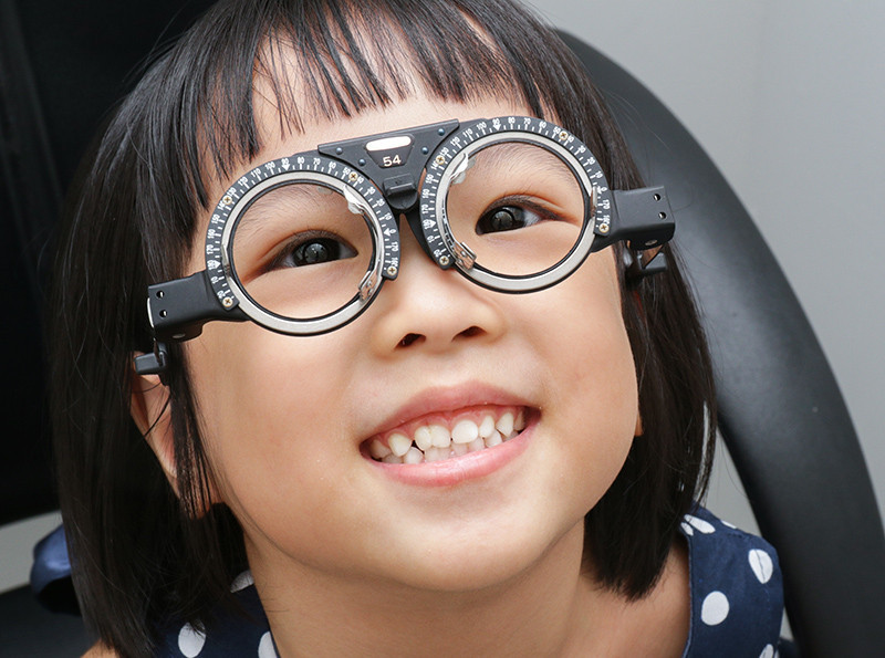 角膜塑形镜对眼睛近视管用吗,角膜塑形镜对眼睛矫正有用吗