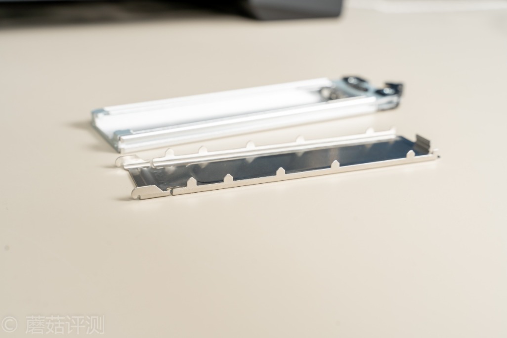 极速插拔，解锁更多使用姿势、ICYDock硬盘抽取盒PCI转M2评测