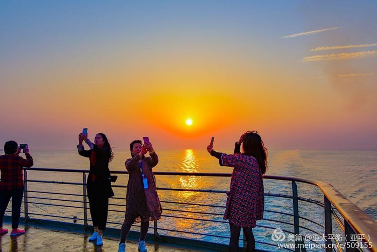 广岛长崎核爆后场景,日本长崎迷人夜景