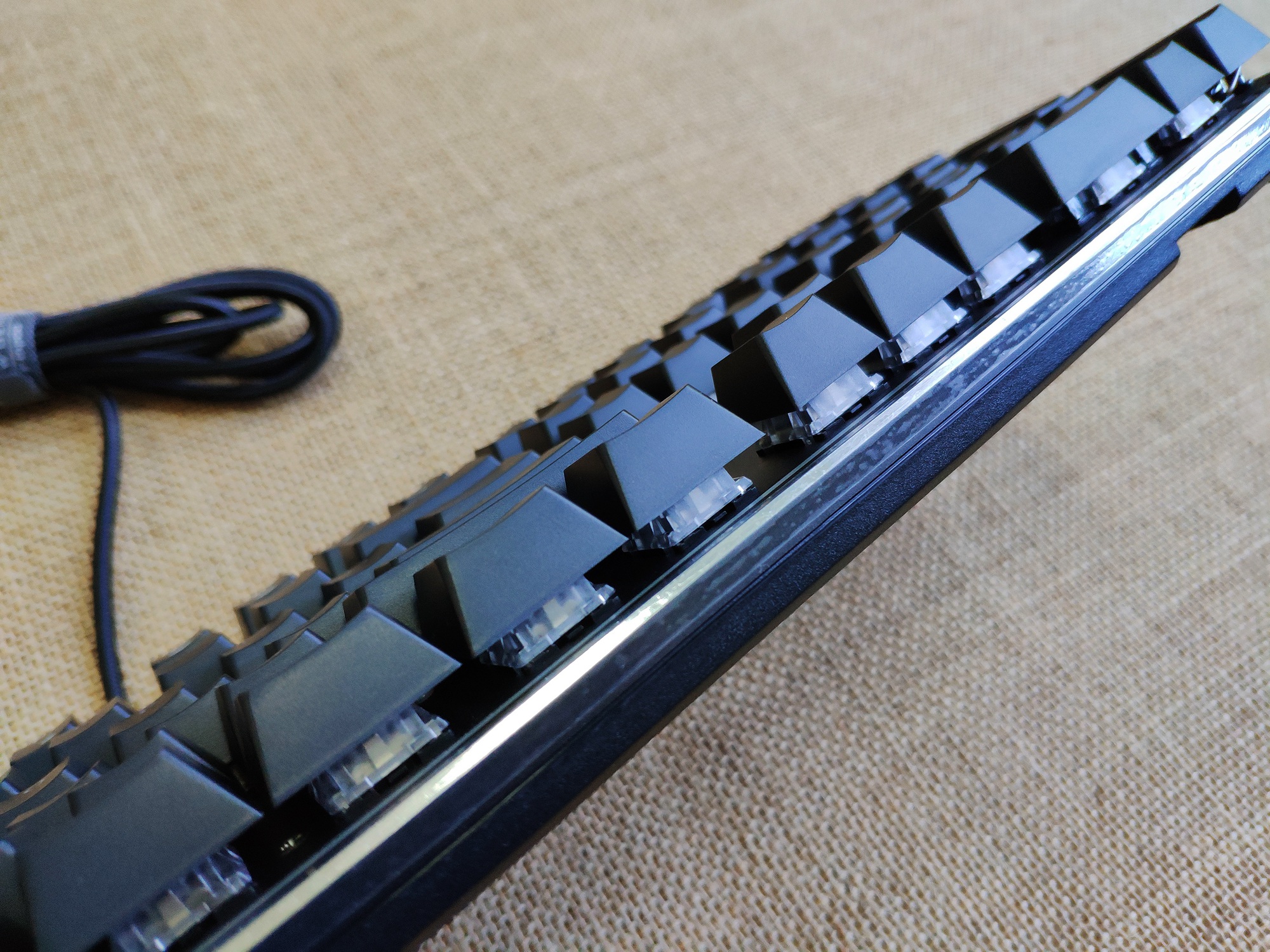 雷柏v720键盘灯光关闭,雷柏rapoov720s机械键盘