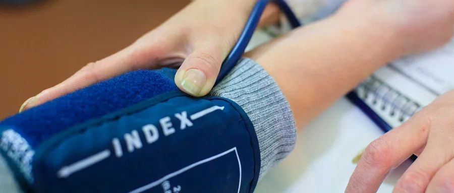 超敏c反应蛋白高应该怎么办,超敏c反应蛋白30多严重么