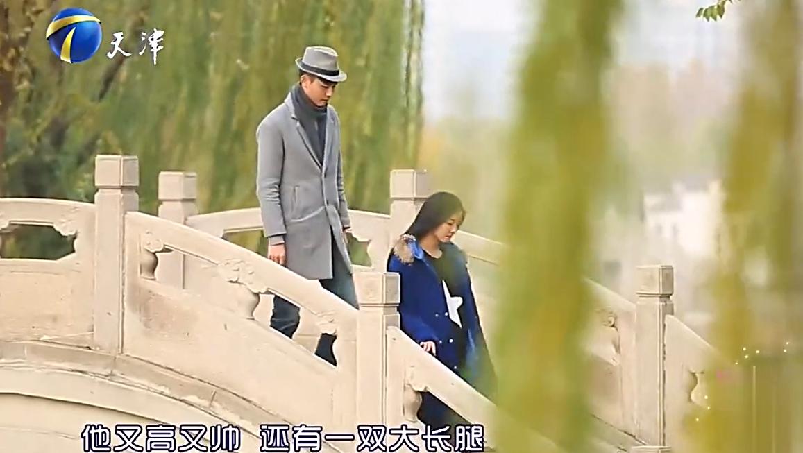 帅气男抛下女友,轮流和十多个爱慕者吃饭:她们只是我的普通朋友