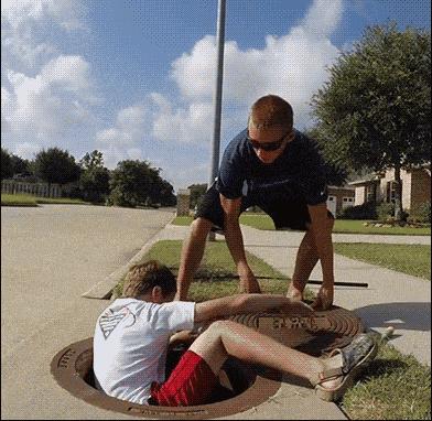 为啥加油站月薪两千还没人辞职,加油站上班工作强度大吗累吗