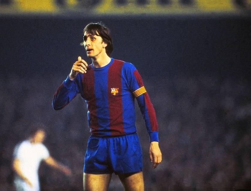 贺炜谈克鲁伊夫全攻全守,足球过人克鲁伊夫