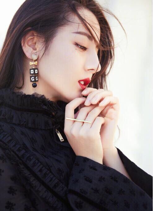 痣取了反而变丑了,女人脸上有痣最好的是长在哪里