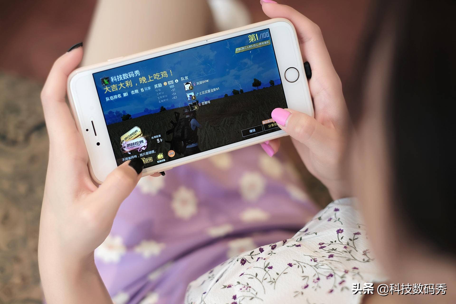 边充电边玩游戏电越来越少,边充电边玩游戏的ipad充电线