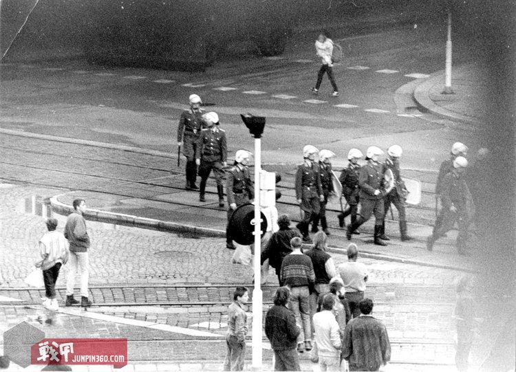 历史由胜利书写原文,历史是由胜出者撰写